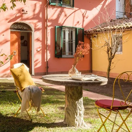 Piazza Maggiore - Il Sentiero With Private Garden Apartman Bologna