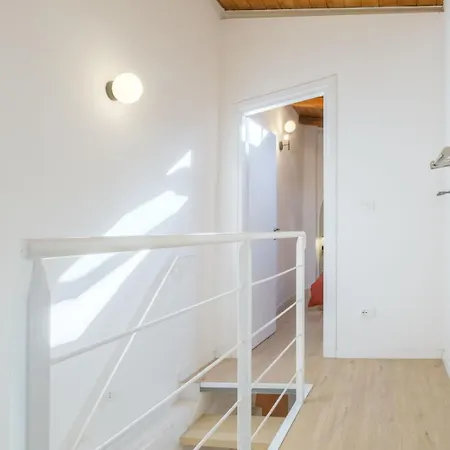 Apartman Piazza Maggiore - Il Sentiero With Private Garden