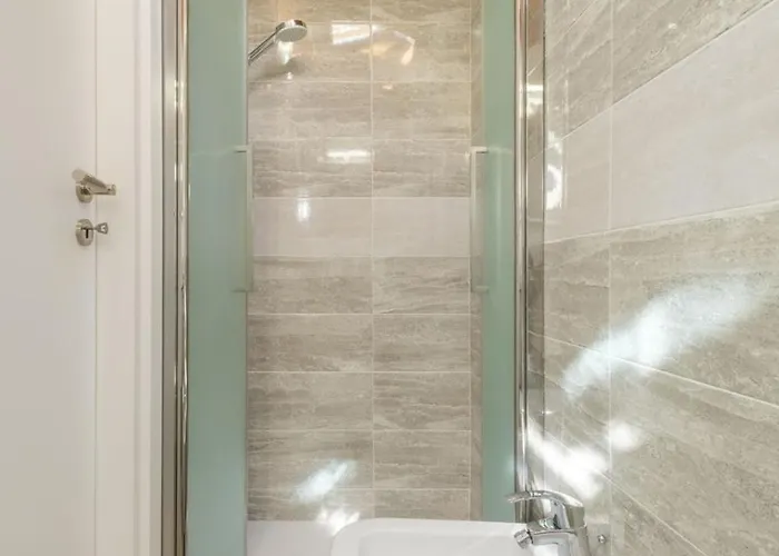 Apartment In Bolo No Act شقة *